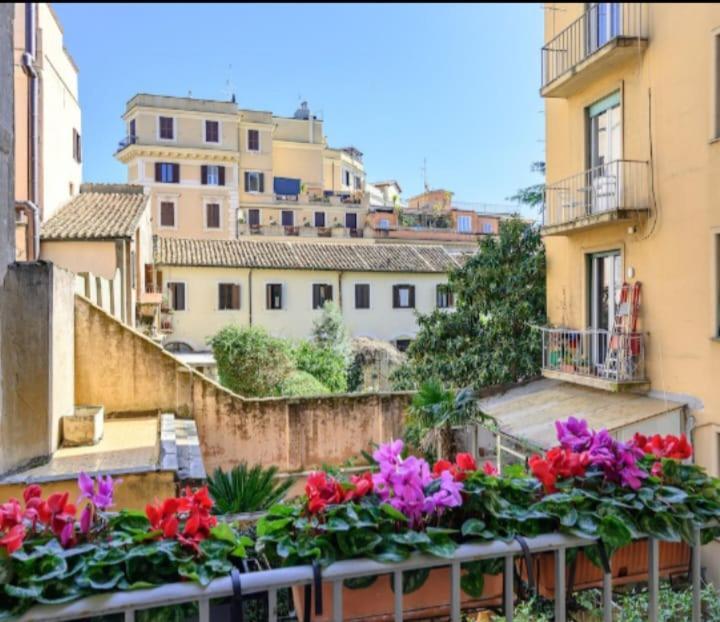 רומא Appartamento Accogliente Esquilino-Monti מראה חיצוני תמונה